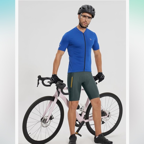 NWT BALEAF Men's Padded Bike Shorts Accessories Pockets UPF 50+, Size Small - Picture 4 of 7